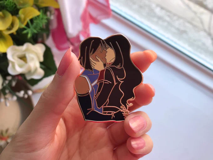 💗✨SHOP IS OPEN AND ALMOST EVERYTHING IS 50% OFF !!✨💗

oc merch, avatar, and korrasami merch are all still available !

shop will close on June 11 at 11:59pm EST !

link below 👇 