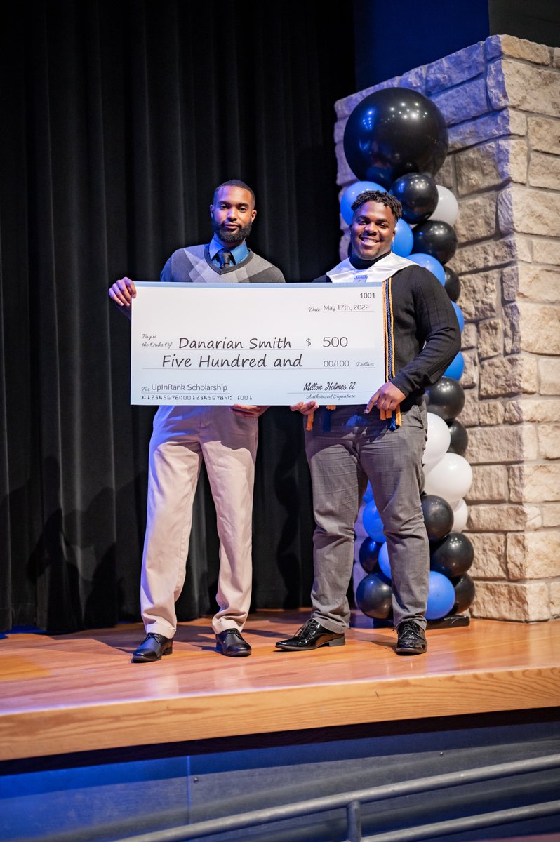 MiltonHolmes11_'s tweet photo. Started a scholarship. That is all. Carry on with your regular scheduled weekend. #UpInRank👨🏾✈️ https://t.co/Z2OPE552Im