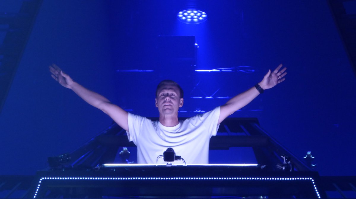 UnitedStateOfTrance tweet media