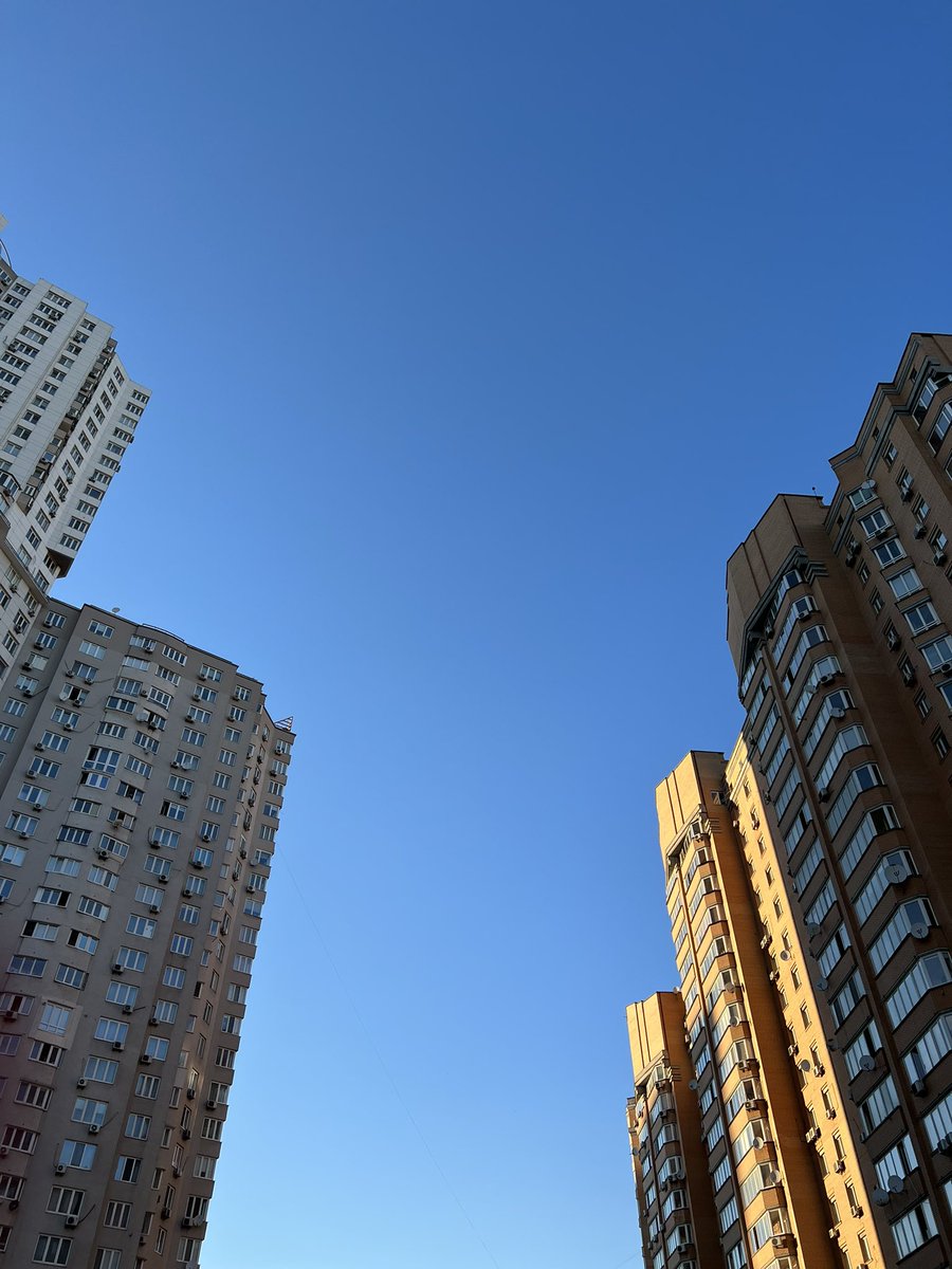 strategywoman's tweet photo. Quick note. Can you imagine how happy you are? 
Living under the sky with planes that don’t want to ruin your life. Going to see friends without thoughts ‘will we meet again?’. Having food, roof, sometimes boring life &amp; problems to be solved. 

I kindly ask you to enjoy life ♥️ https://t.co/XmJBvj2w6q