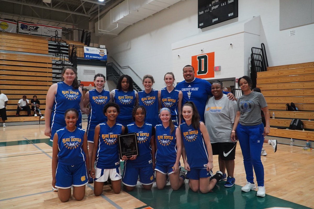 kbchoops's tweet photo. Congratulations Henry Clay Blue Devils  on a great weekend and bring home  the KBC HYPEHER Runner Up 

#Hypeher action #KBChoops @nextuprecruits https://t.co/tHZy9VvwyD