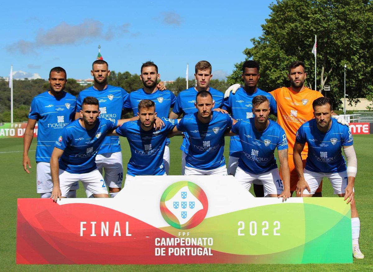 CabineSport's tweet photo. União de Paredes sagra-se campeão do Campeonato de Portugal 🏆 https://t.co/PNgMuROnEK