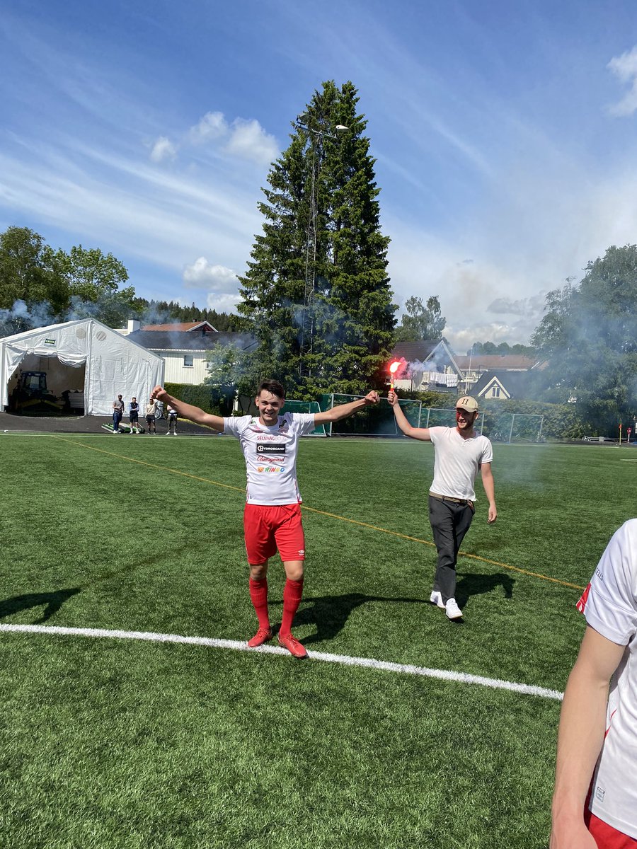 tobias.paulsen tweet media