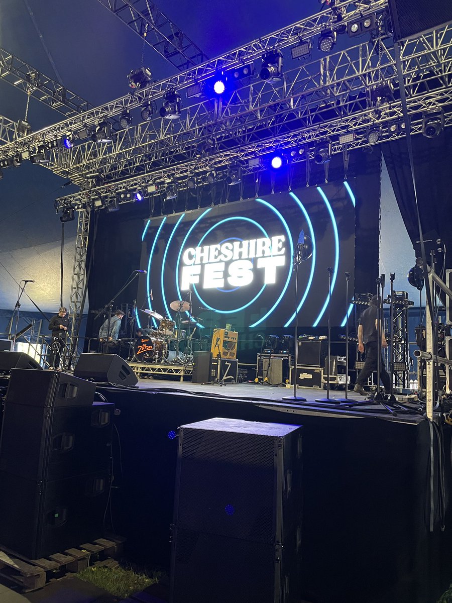 Scope Out Cheshire tweet media