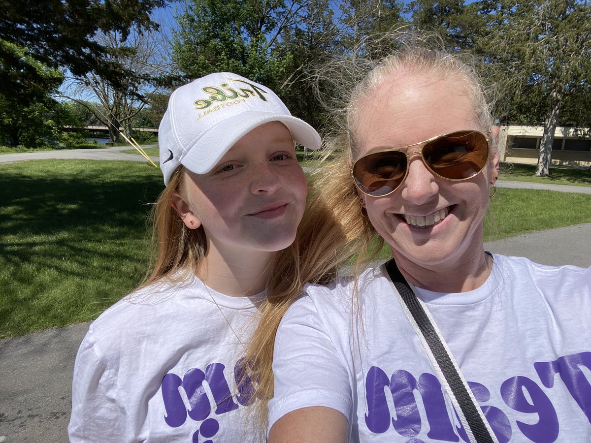MrsHoltEES's tweet photo. Quinte area Walk to End ALS was today and it was perfect. My team surpassed our fundraising goal and so did our local area 💜 #holt2122 #alscanada #ALS #WalktoEndALS #letsbeatthisdisease @alswalkquinte @ALSCanada https://t.co/pxdJEmlVYW