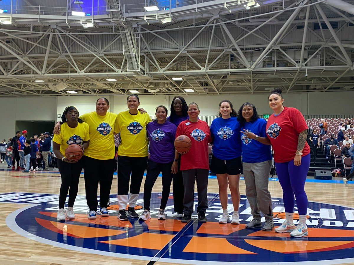 IndigAthAdv's tweet photo. Hard to believe it’s been 2 months since we #Indigenized the Women’s Final Four @MarchMadnessWBB @MeetMinneapolis
Reminisce with us on the latest episode of the @Cr3ativeN8ive podcast 🎧
https://t.co/WHyXnu87xp https://t.co/sTGqm3m9m7