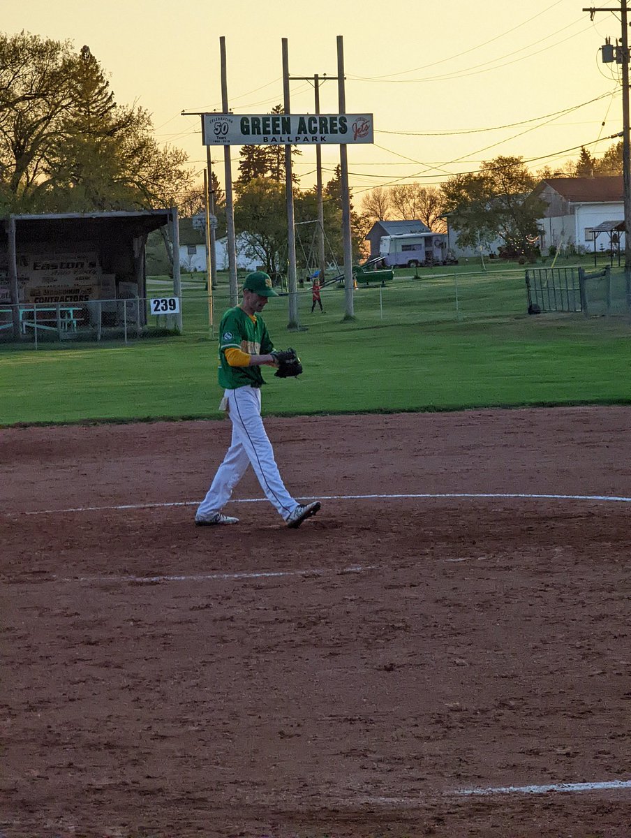 Picked up 2 W's on Day one on our Team Sask Southern Tour 6-1 and 4-1 against the Fleming Jets. Great place to start the #roadtogold at the Beautiful Green Acres Ball Field. On the road for a double dip in Grenfell to face the Gems!!