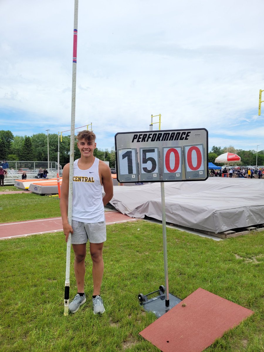 Men of Walled Lake tweet media