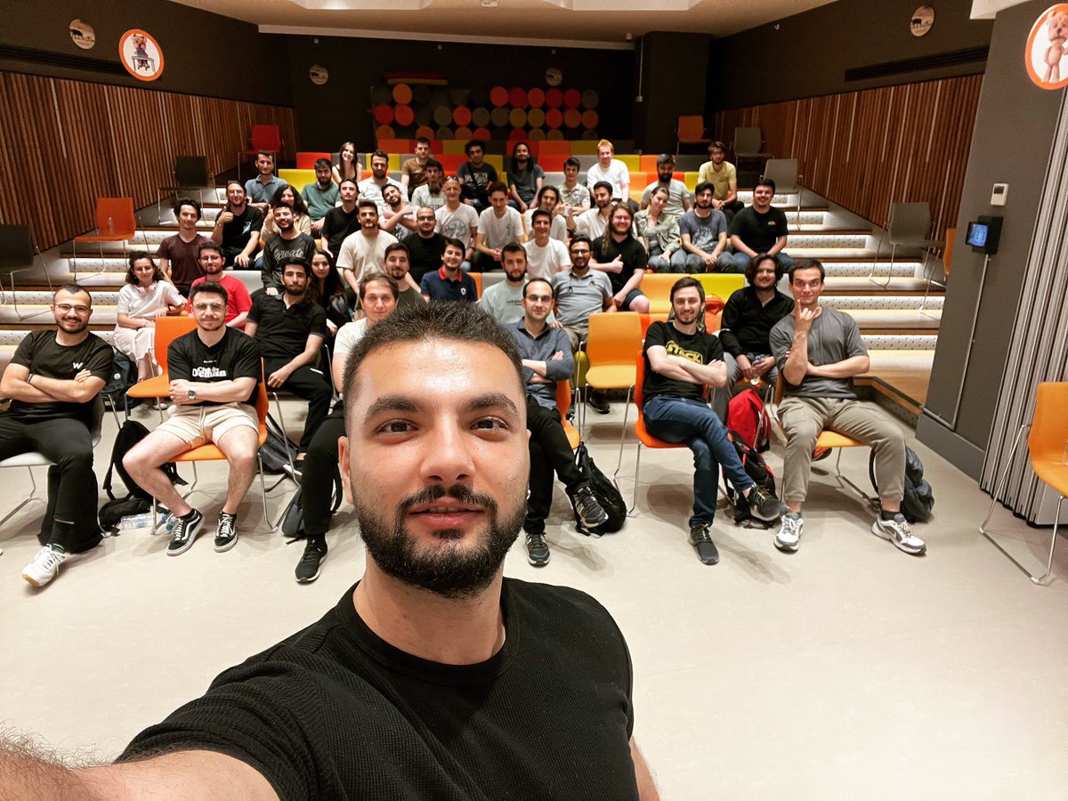 mstrYoda_'s tweet photo. Jr Yazılımcı Eğitim Kampı 2. hafta etkinliğinde hem hatalar yaparak hem de eğlenerek Docker ile container oluşturma Jenkins ile CI pipeline yazma ve ArgoCD ile Kubernetes ortamına deployment yapmayı öğrendik 💪

 #docker #kubernetes #argocd #golang #yazılım #trendyoltech https://t.co/tsmqWOIesu