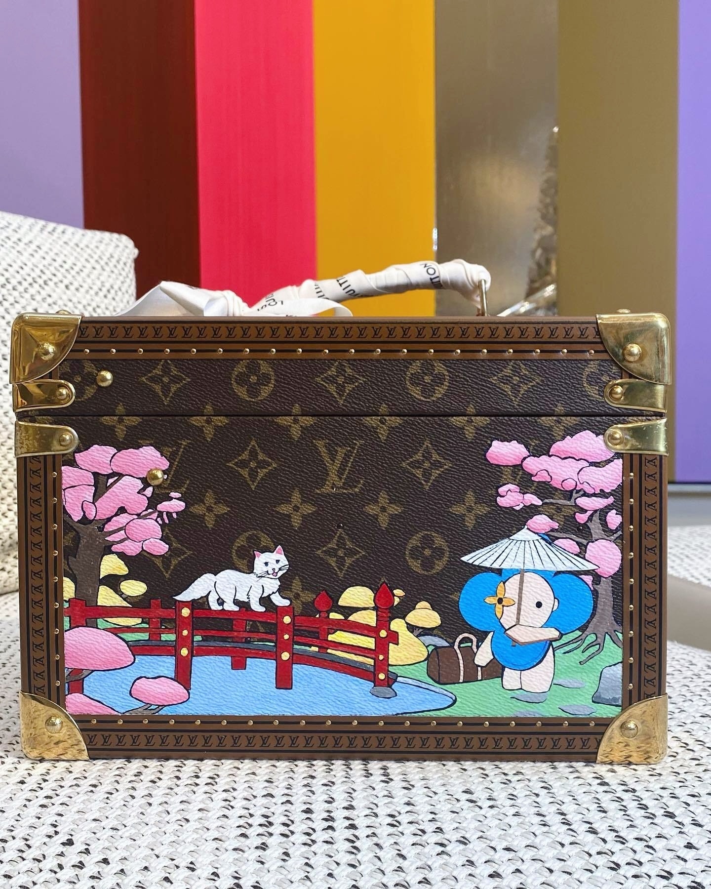 Personalized Louis Vuitton bag with exclusive hand-paint