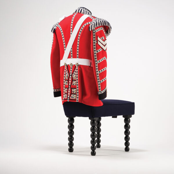 JUBILEE - Drum roll please 🇬🇧
bit.ly/3GPwnvi

#JubileeWeekend #jubilee #QueenElizabeth #platiniumjubilee #upcycled #furniture #furnituredesign #britishdesign