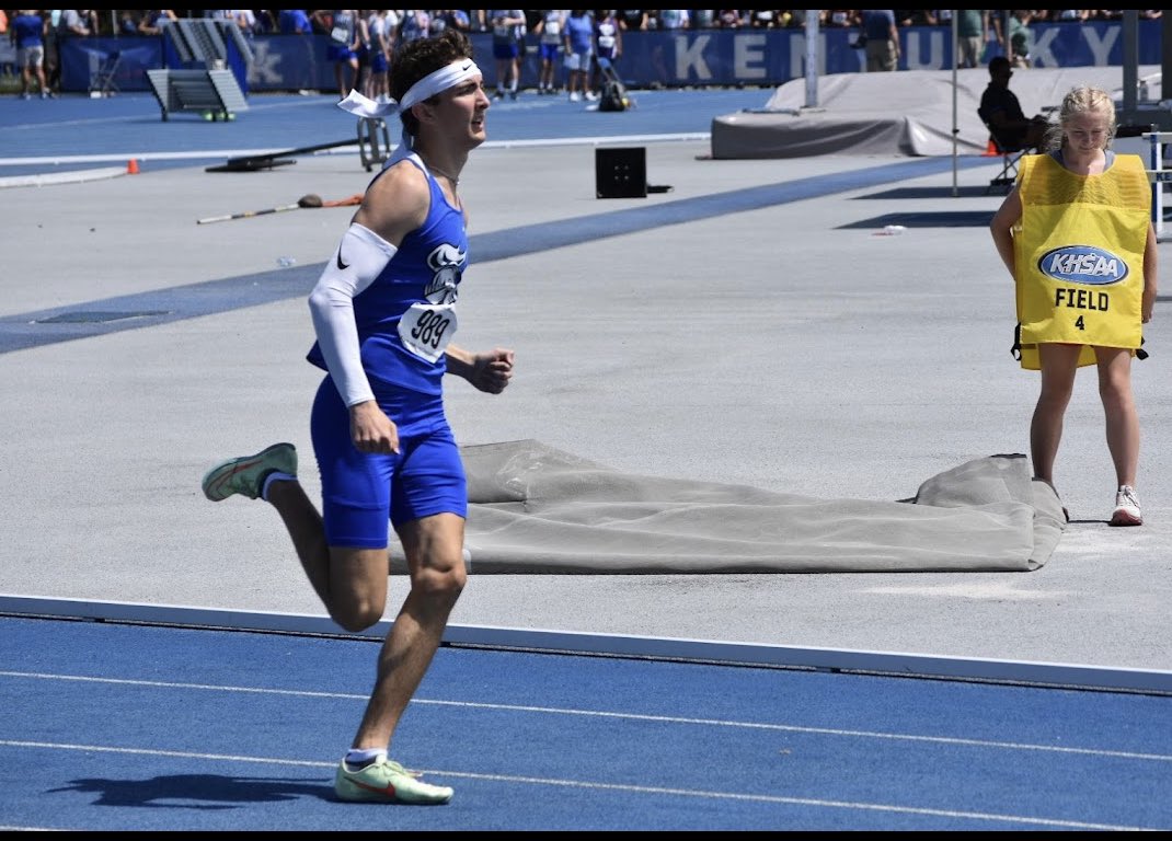Lexington Catholic T&F tweet media