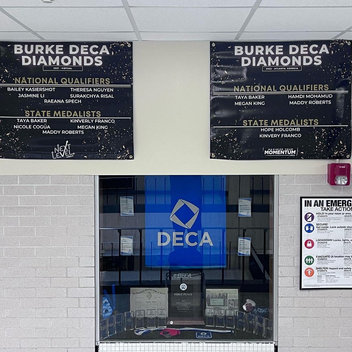 BurkeDECA's tweet photo. They say imitation is the highest form of flattery. Well Central DECA, we hope you’re EXTREMELY flattered!

Also, major thanks to Principal Rasmussen for allowing us to showcase our accomplishments for all to see!

#hangingbanners https://t.co/TK6djlP9QJ