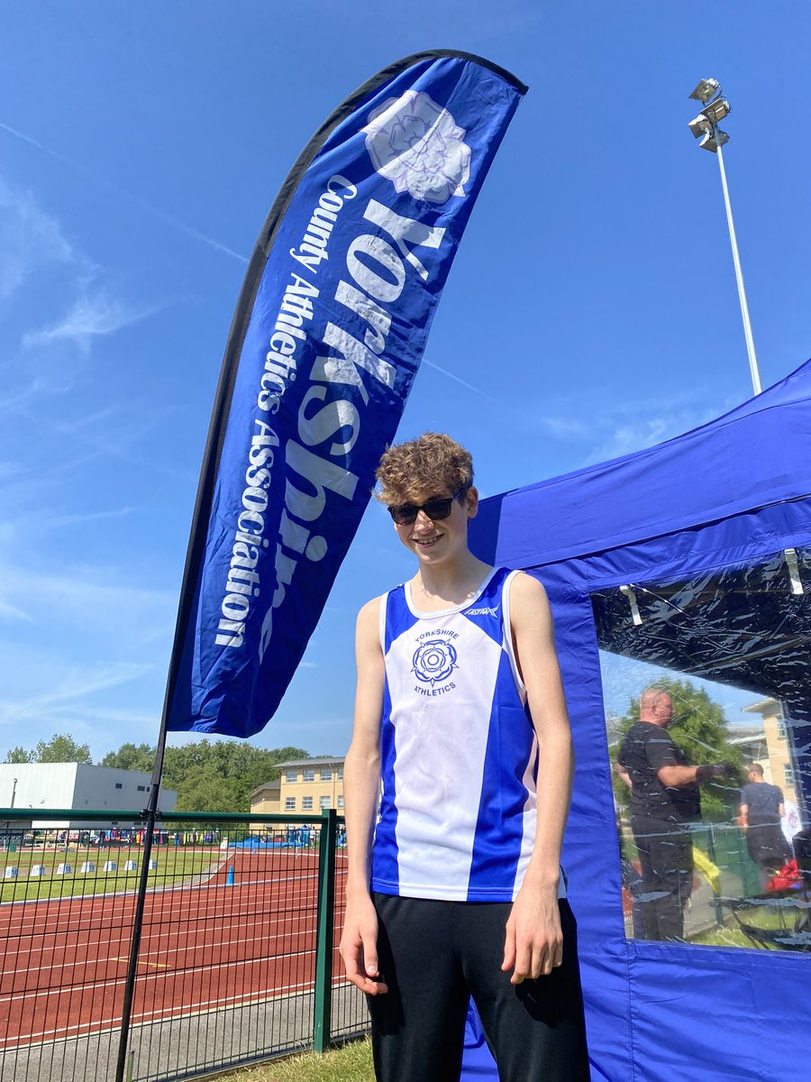 geartronics's tweet photo. @MeadowheadPe Y10 George Wallace competing in his Yorkshire vest at the northern inter-counties event last week. Sadly not a great race for him as he picked up a a nasty chest cold 4 days before the race.  #yorkshirevest #Yorkshireathletics https://t.co/GyhbNXLTk1
