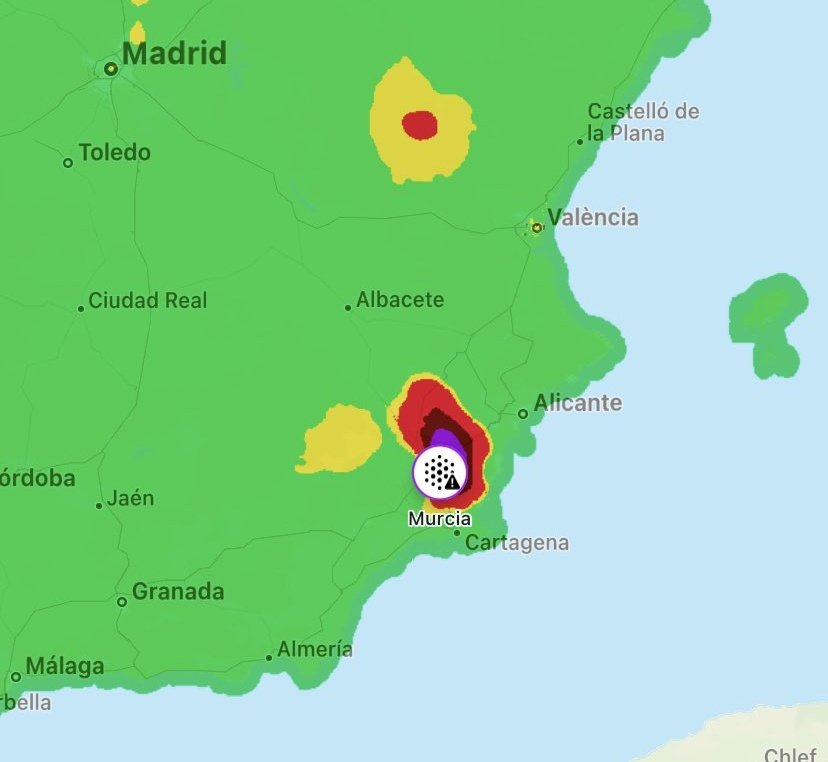 BarriomarObs's tweet photo. En #Murcia vamos a celebrar el #DiaMundialDelMedioAmbiente en medio de una nube tóxica, y con el Mar Menor agonizando.
Todo bien y normal. #NoTypical. https://t.co/HgjAqVcdUj