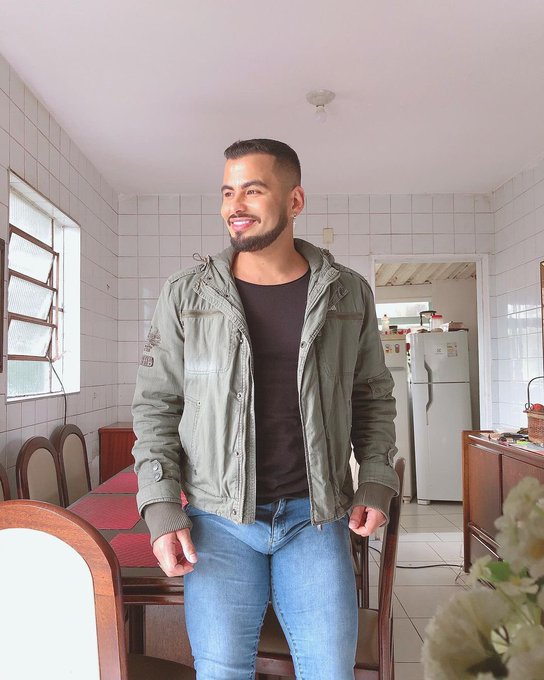 #NovaFotoDePerfil https://t.co/crucvpWGgs<a href="/tag/novafotodeperfil"class="tags">#NovaFotoDePerfil</a>