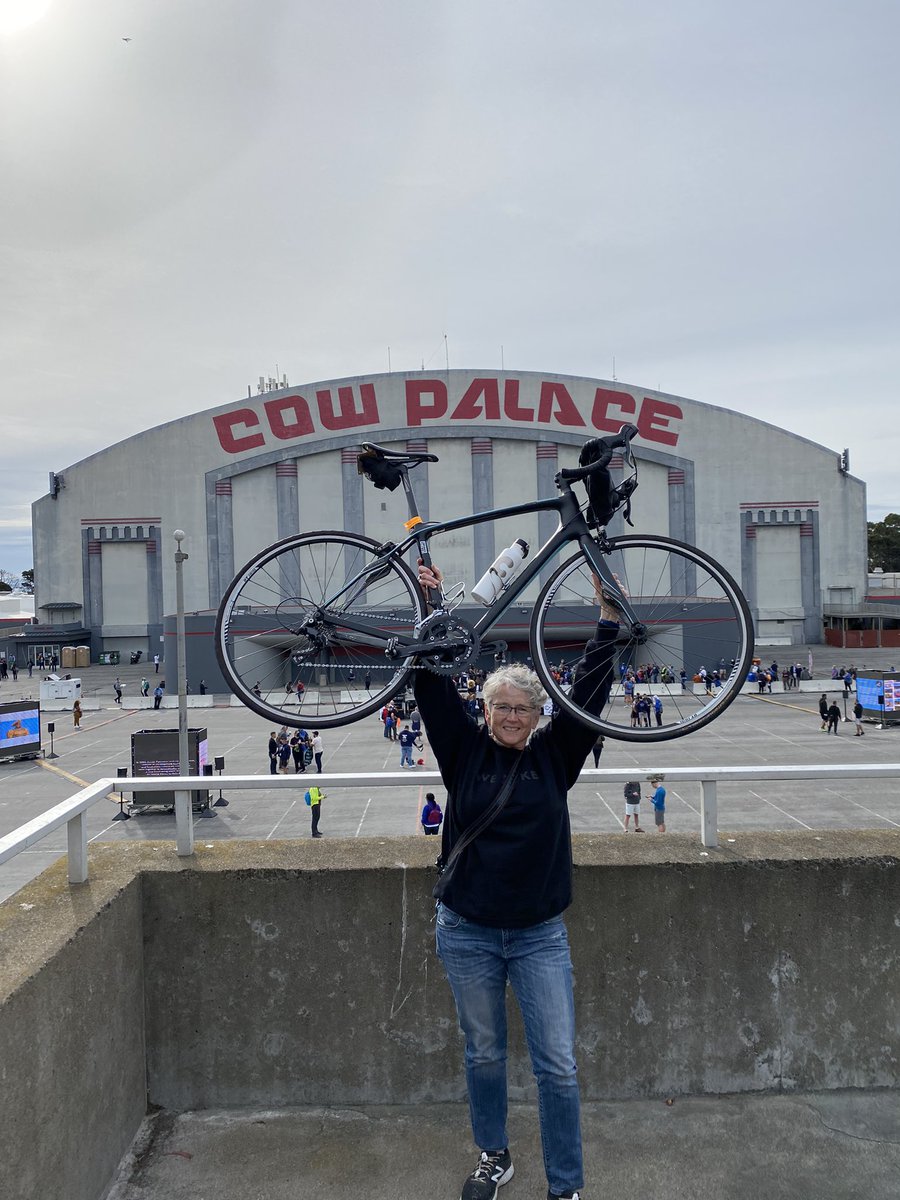 mcshimizu's tweet photo. Orientation day 0/7 for  @AIDSLifeCycle   
We ride out from the Cow Palace at 6:30 am tomorrow. Come see us off! https://t.co/Yo4rmVIg6n
