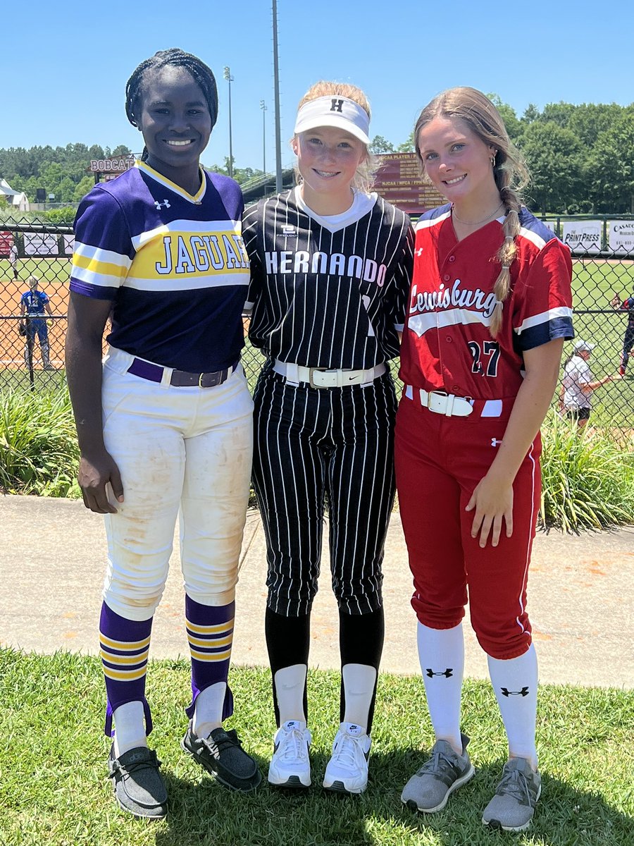 sball_DC's tweet photo. That’s a wrap for the MAC rising all-star game! The North won today, and our very own, Reagan Dale, was named MVP of the North! Congratulations, Reagan!! 🥎💜🥇@ReaganDale10 @MACoaches https://t.co/QO6L0ftPUx