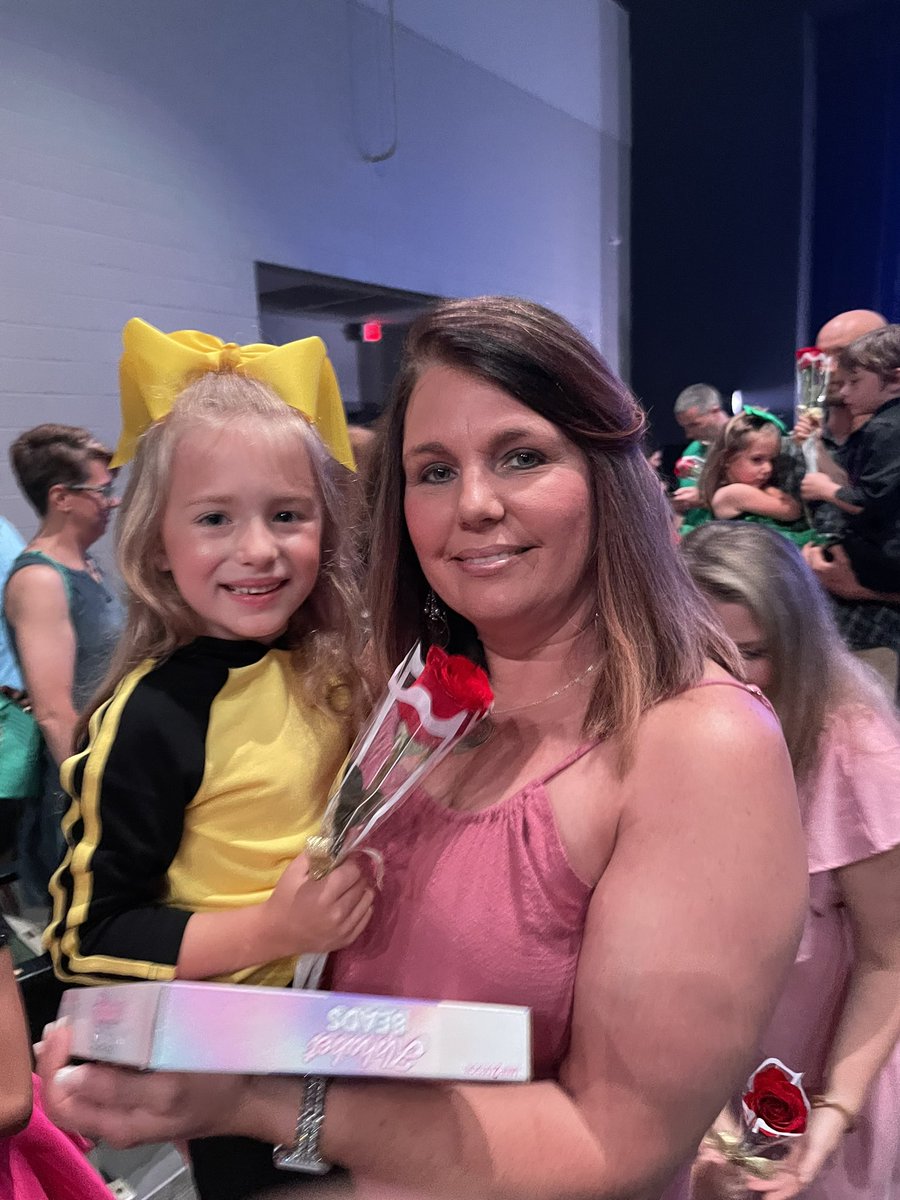 Even when school is over being invested in your students never stops.This mid day recital was a show stopper. Saw former <a href="/ocreagles/">OCR Elementary</a> that were students and teachers alike. So proud of al the dancers @elementhsv