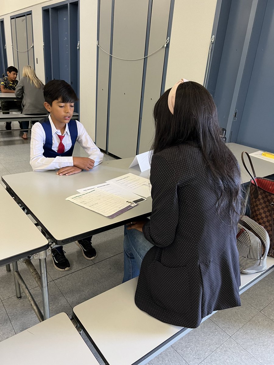 UnivOf5thGrade's tweet photo. 5th graders interviewed for BizTown jobs! They practiced friendly greetings, explaining their answers, and thanking the interviewer. Thank you to our staff &amp; community members for being on the interview panel! @CajonValleyUSD @CVWorldofWork @NarancaMustangs https://t.co/J5d90NhuD7