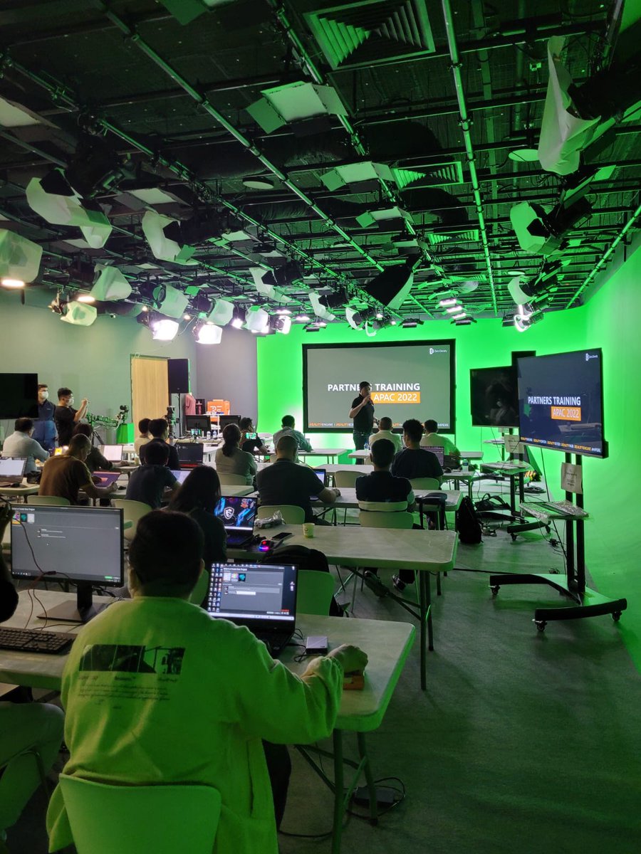 0Density's tweet photo. Hello from the Zero Density Partner Training in Singapore!
Thank you for #Cgangs for hosting us. Our regional partners have gathered to get hands-on with on the latest software and hardware products & newest features.
#ZDPartners #RealityEngine #RealityHub #TRAXIS #RealtimeVFX https://t.co/OcpMkW61hR