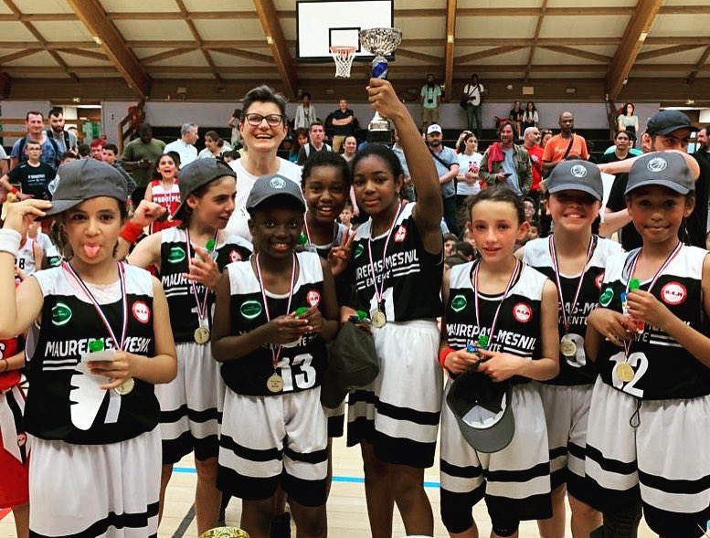 Félicitations 😊 aux poussines de l’entente avec le <a href="/BCMaurepas/">Basket Club Maurepas</a> victorieuses au tournoi de Rambouillet et à leurs coaches 
victoire en finale contre Andrésy 8 à 5, avec la « revanche » sur le match de championnat 😉