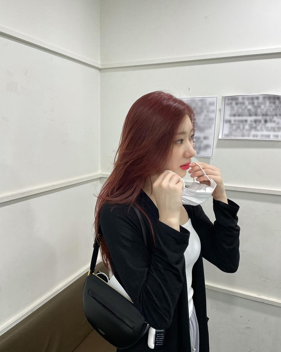 The #𝑓airy·o𝔣·憶🏹 me agarró de la manita porque ya había llegado el momento de #𝚜ee𝚑alfaxa🚲 y tomar muchas fotitos bonitas para tener de recuerdo, puedo decir sin dudar que the #𝚎ternal𝚊rt🎨 ha sido lo mejor que le ocurrió a mi día.

☆ 𝐡𝐨𝐧𝐞𝐲_𝚋𝚊𝚋𝚎 #NANA 🍯