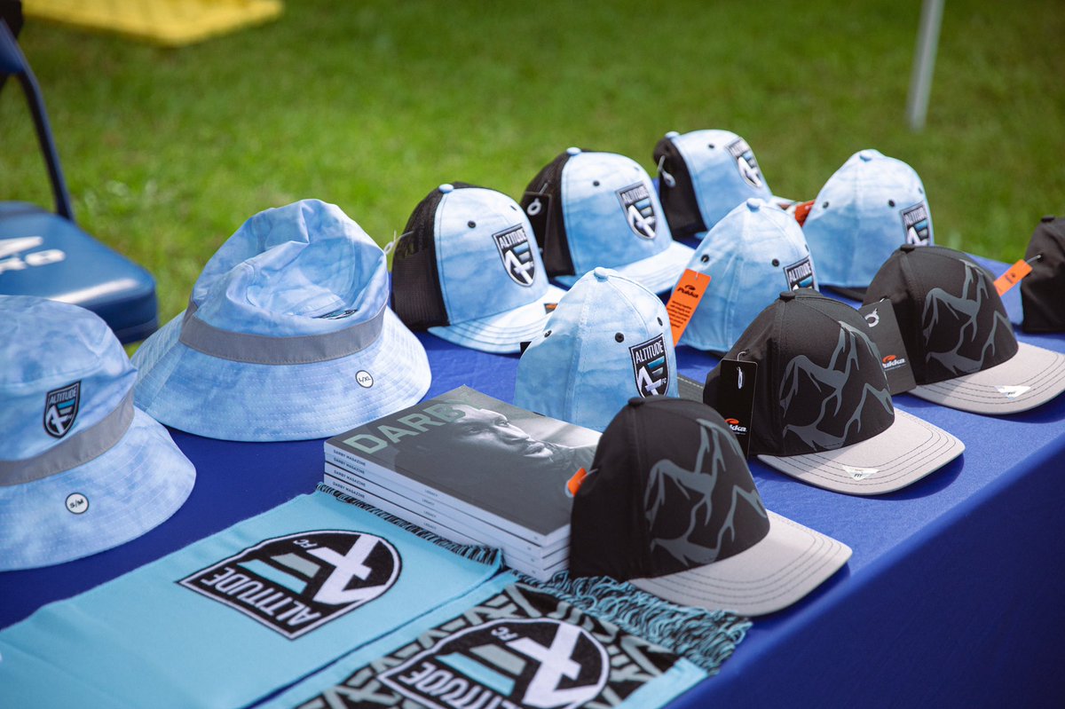 SportsMaceys's tweet photo. We’ll be back this weekend for @AltitudeFC_ca second home match at Kinsmen Field!

Come visit our tent and pick up your Altitude FC merchandise! https://t.co/WY9xhFUWTX
