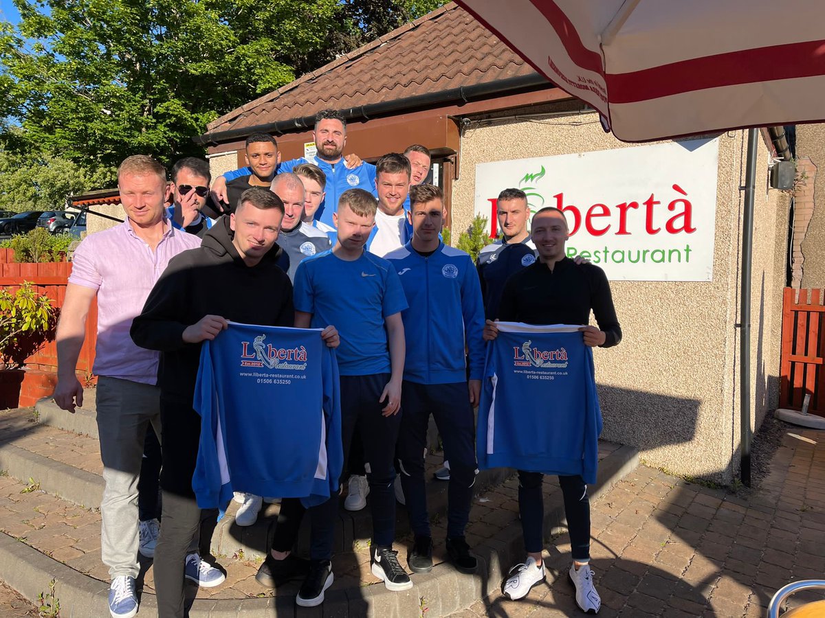 ClubHillwood's tweet photo. Night at our Sponsors for our POTY night @LibertaBathgate https://t.co/QUh8Hu39Se