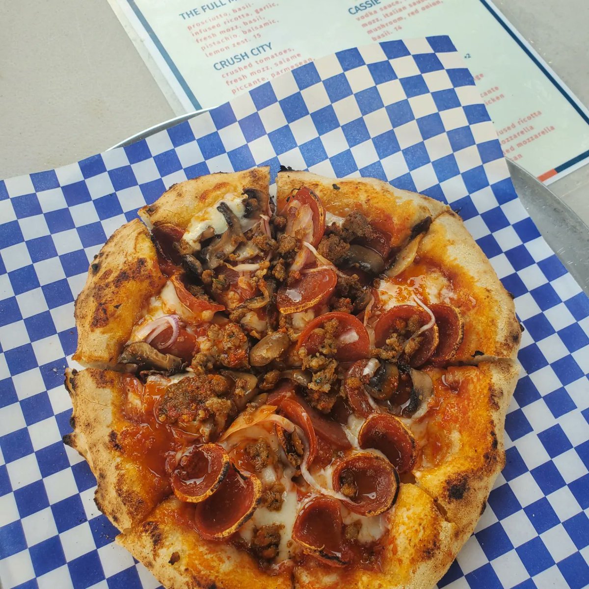 HearthDome's tweet photo. We're cooking at Texas T Tavern until 5pm today. Come say hi and get a pizza!! https://t.co/VmaB78l8OC