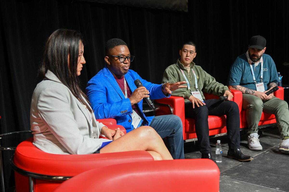 OCannabiz's tweet photo. Check out these photos from day 3 of O'Cannabiz. 
More photos are on the way! https://t.co/caJrnOPdfK