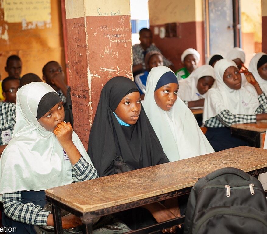 she4tech_'s tweet photo. Some pictures from our Schools outreach program under #she4tech project in Gombe

Amazing experience! We are grateful to our partners and volunteers, we remain committed &amp; focused for the girl child empowerment through mentorship

Reach for any partnership let’s do this together https://t.co/S2eccQZHxj