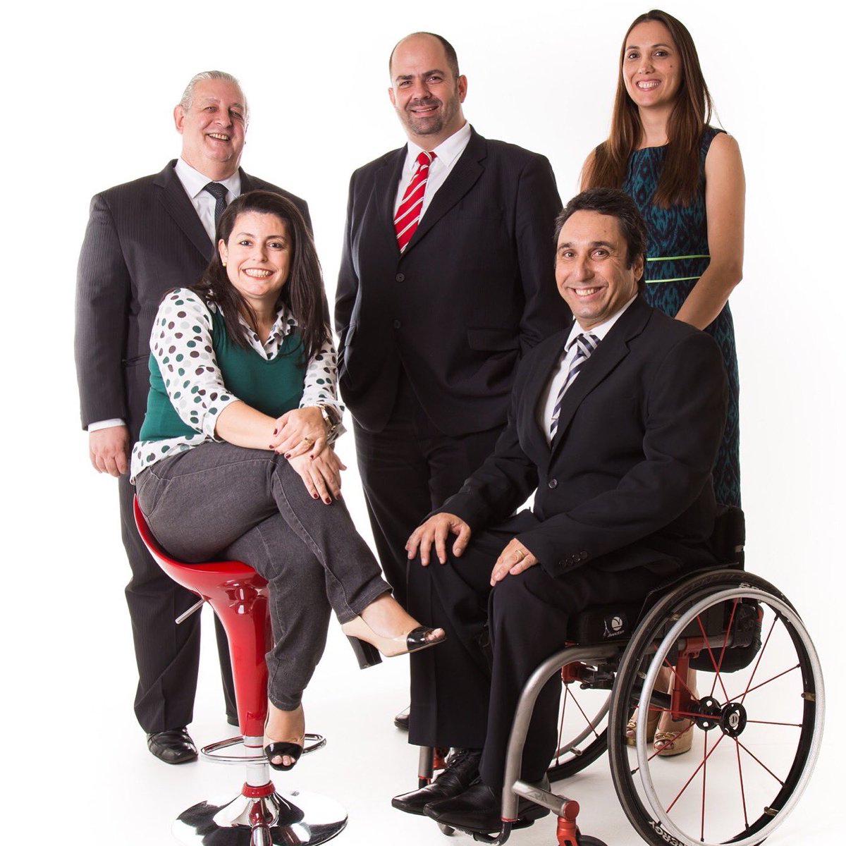 alferrer2009's tweet photo. Hoje a 113 subseção da OAB/SP completa 39 anos! Tive a honra de fazer parte dessa história servindo como presidente entre 2016/2019 com @vivianematavelli, @daniaun, @caetanofernandode e @augusto.toledo.33. Uma época em que aprendi muito sobre advocacia, cidadania e união. https://t.co/n0AbWRJFzu
