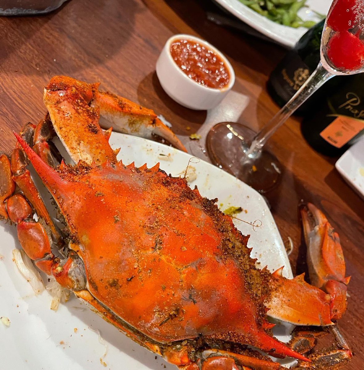 CaptainMas's tweet photo. We have plenty of crabs! Stop by and enjoy 🤗

#foodblog #nova #captainmas 
•
#va #vafood #vafoodie #virginia #virginiafoodie #vaisforfoodies #loveva #visitva #vaeats #virginiaeats #vafoodporn #loudouncounty #loveloudoun #loudounladies #northervirginia #womenofloudouncounty https://t.co/ua3daGtrEE