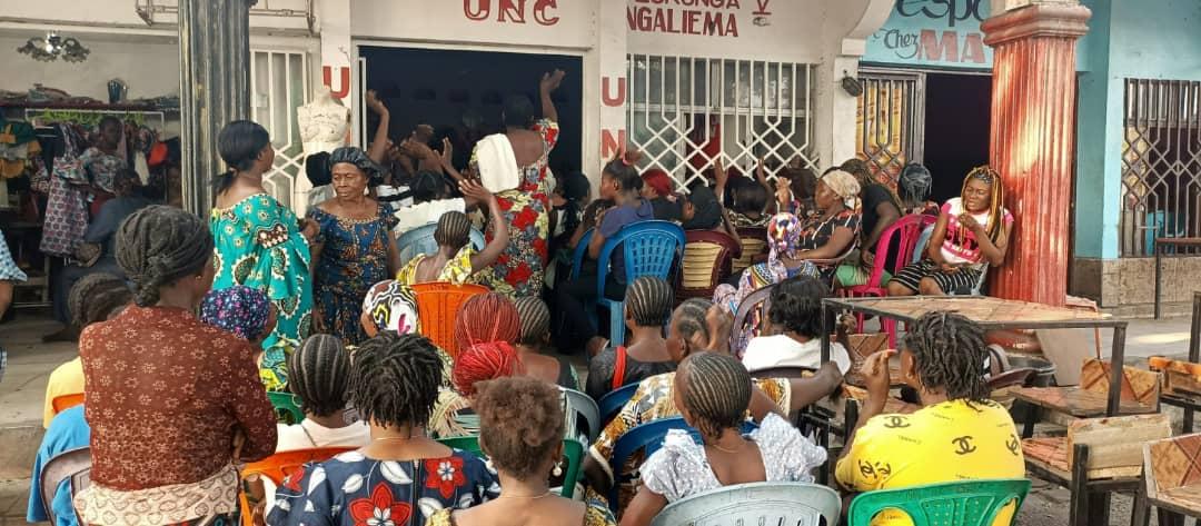 NkulubiJ's tweet photo. Fédération de Ngaliema #Geko théthé #Toujours au service du parti UNC# VK# toujours ensemble avec une  puissance transcendantale  de ce Samedi  4juin 2022 dans son siège # 💯💪💪💪 https://t.co/fNo8gaQkpC