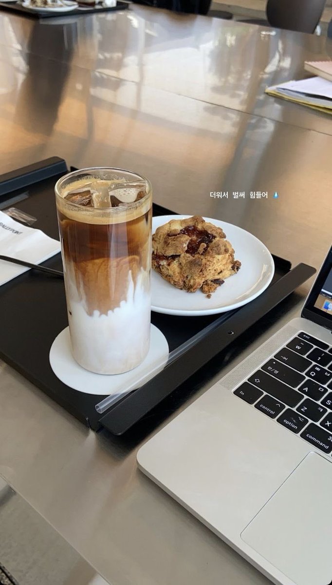 oshenchan_'s tweet photo. 🧋✨ https://t.co/Pa9BWwonJA