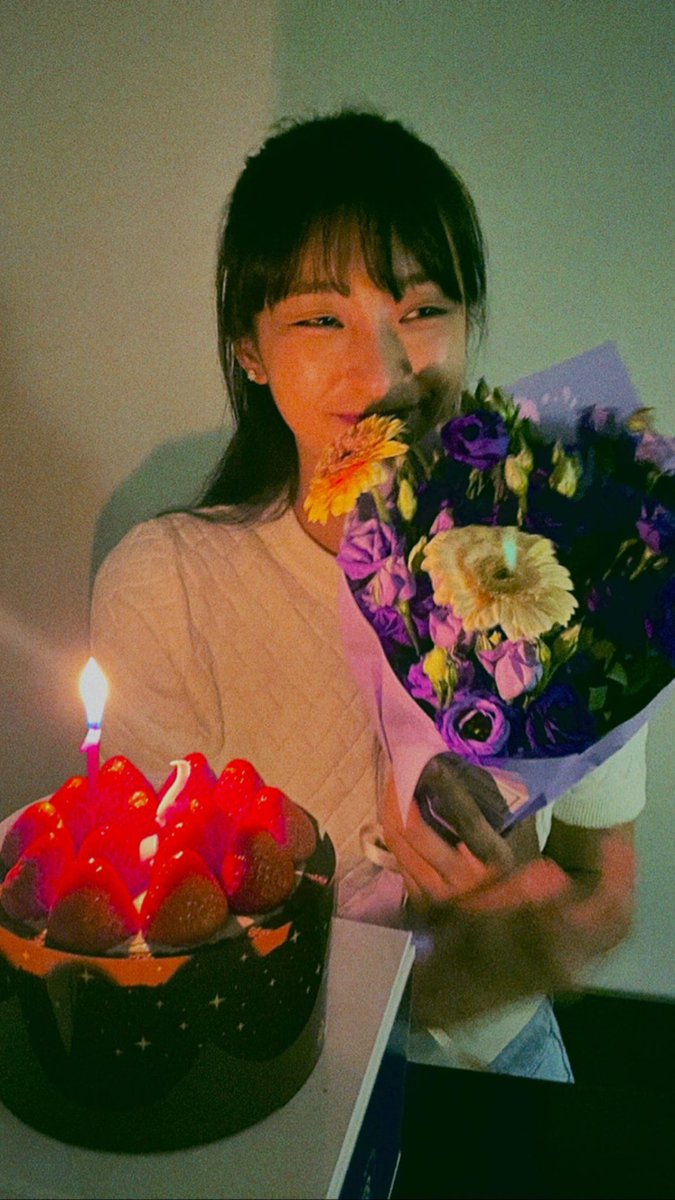 sugarboraa's tweet photo. ⠀⠀⠀
⠀⠀⠀
⠀⠀⠀⠀⠀⠀⠀⠀⠀ ⠀⠀⠀⠀ ⠀   12주년
⠀⠀⠀⠀⠀⠀⠀⠀⠀ ⠀⠀ ⠀⠀ 감사합니다🤍
⠀⠀⠀ https://t.co/FUEZpI3Hnt