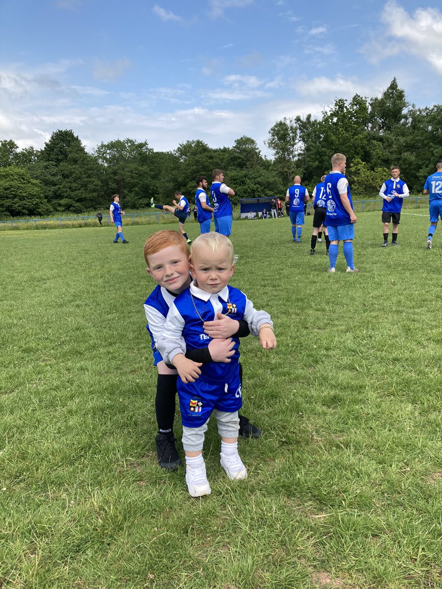Was great to have Sams boys come down and Kick off todays game and also present the trophy at the end #CivilFamily #ForSam 💙