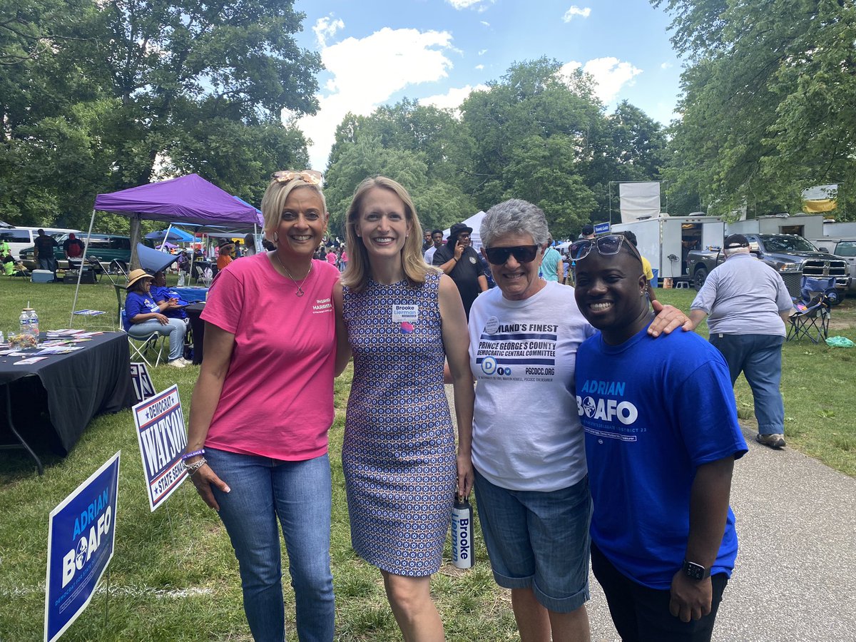 BrookeELierman's tweet photo. #BowieFest is my third stop today - great to see my friends @AdrianBoafo  Ingrid Harrison and @VoteAbigail and many other great people enjoying this great day after two years without this fun event! https://t.co/1QUpsdIHkX