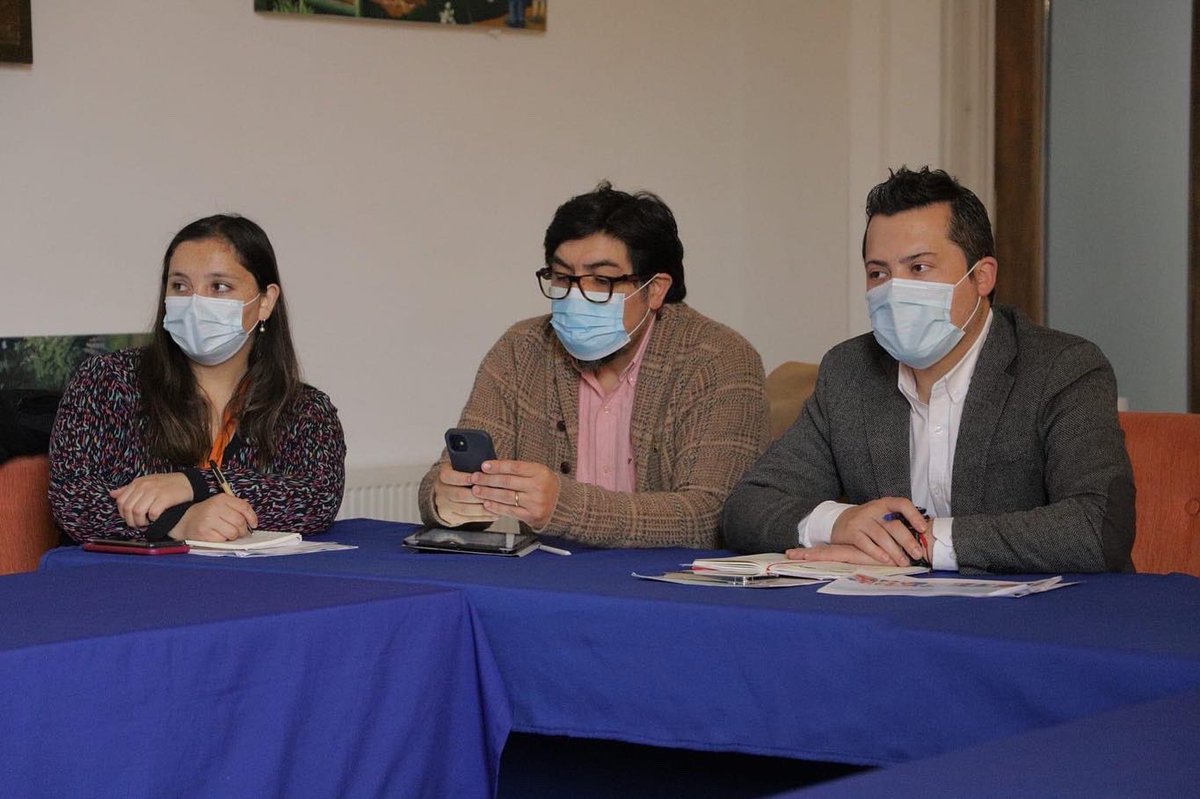 jvalencialab's tweet photo. SEGUNDA JORNADA DE COORDINACIÓN PARA IMPLEMENTAR MESA DE TRANSICIÓN SOCIO ECOLÓGICA JUSTA PARA CORONEL

Con Seremis, representantes de @gorebiobio , @DPRBiobio y @ChamorroCoronel para definir estrategia y participación Comité Ambiental Comunal (CAC), Ues, empresas y sindicatos ✅ https://t.co/ZJTojGNhkL