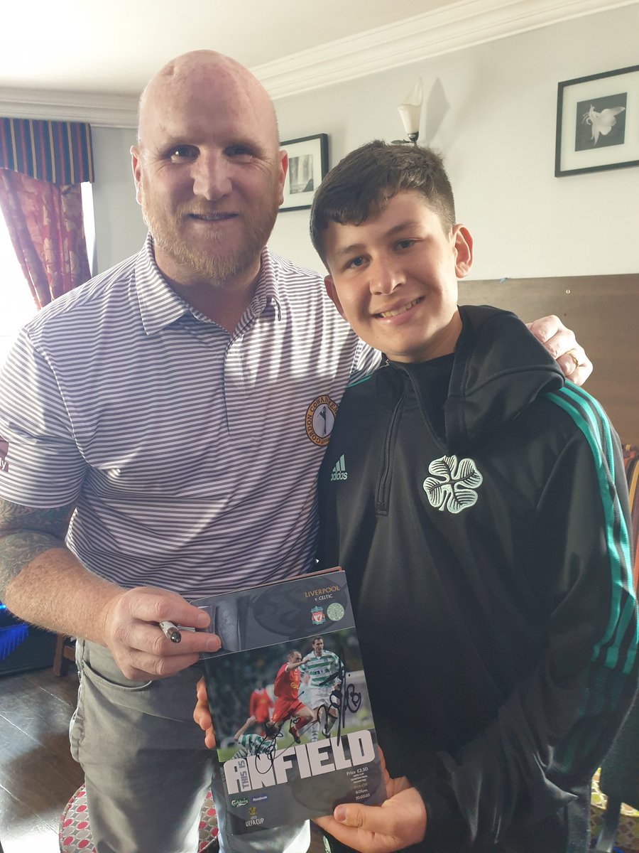 dhclongoes's tweet photo. @JohnHartson10 thanks for the photo you made this young tim a very happy man HH https://t.co/CgCh1pkIFJ