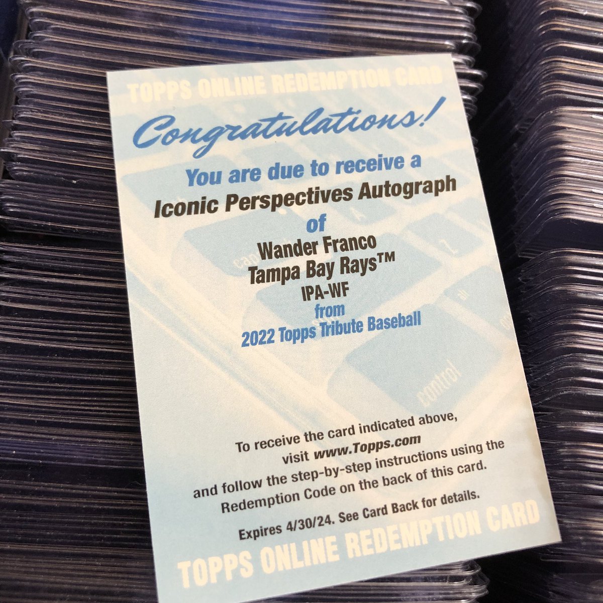 StillKickCards's tweet photo. MYSTERY BOX HITS - The three around the outside are nice, but that redemption in the middle made the purchase well worth it! Thanks @CheapFunBreaks &amp; @BreaksJbrooks for the product and the luck!
.
.
#Topps #ToppsTribute #Bowman #WanderFranco #ChipperJones #AlecBohn #BaseballCards https://t.co/sh4OB0gatF