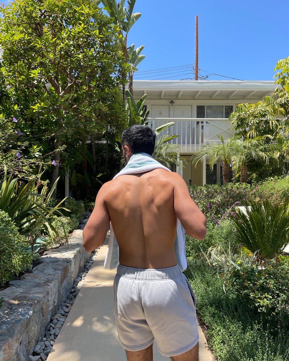 JosephDamian_'s tweet photo. Still on vacation mode…🌴 https://t.co/LSkkAoAQGj