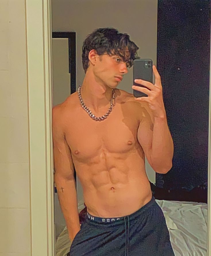 troyyan_'s tweet image. ⠀⠀⠀⠀⠀𝐈. 𝖤𝗋𝗂𝖼 𝖬𝗂𝗅𝗅𝖾𝗌, 
⠀⠀⠀⠀⠀𝐈𝐈. 𝖦𝖺𝗒
⠀⠀⠀⠀⠀𝐈𝐈𝐈. 1,78 m
⠀⠀⠀⠀⠀𝐈𝐕. 𝖡𝗋𝖺𝗓𝗂𝗅𝗂𝖺𝗇 𝖬𝗈𝖽𝖾𝗅
⠀⠀⠀⠀⠀𝐕. 24𝗒