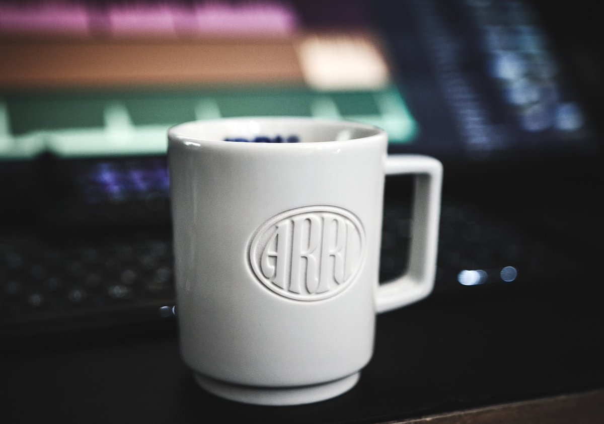 michaschmidt's tweet photo. …ARRI Coffee Mug 😅✌🏻
#ARRI #ARRI35 #Coffee #PostDontStop #NoSleepTeam https://t.co/C30NPjsx9Z