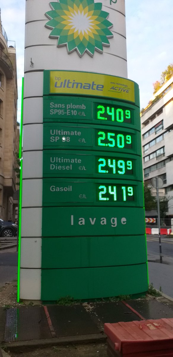 Heywaaa5's tweet image. BP Av Paul Doumer 75116.
Des gros Voleurs 🥵