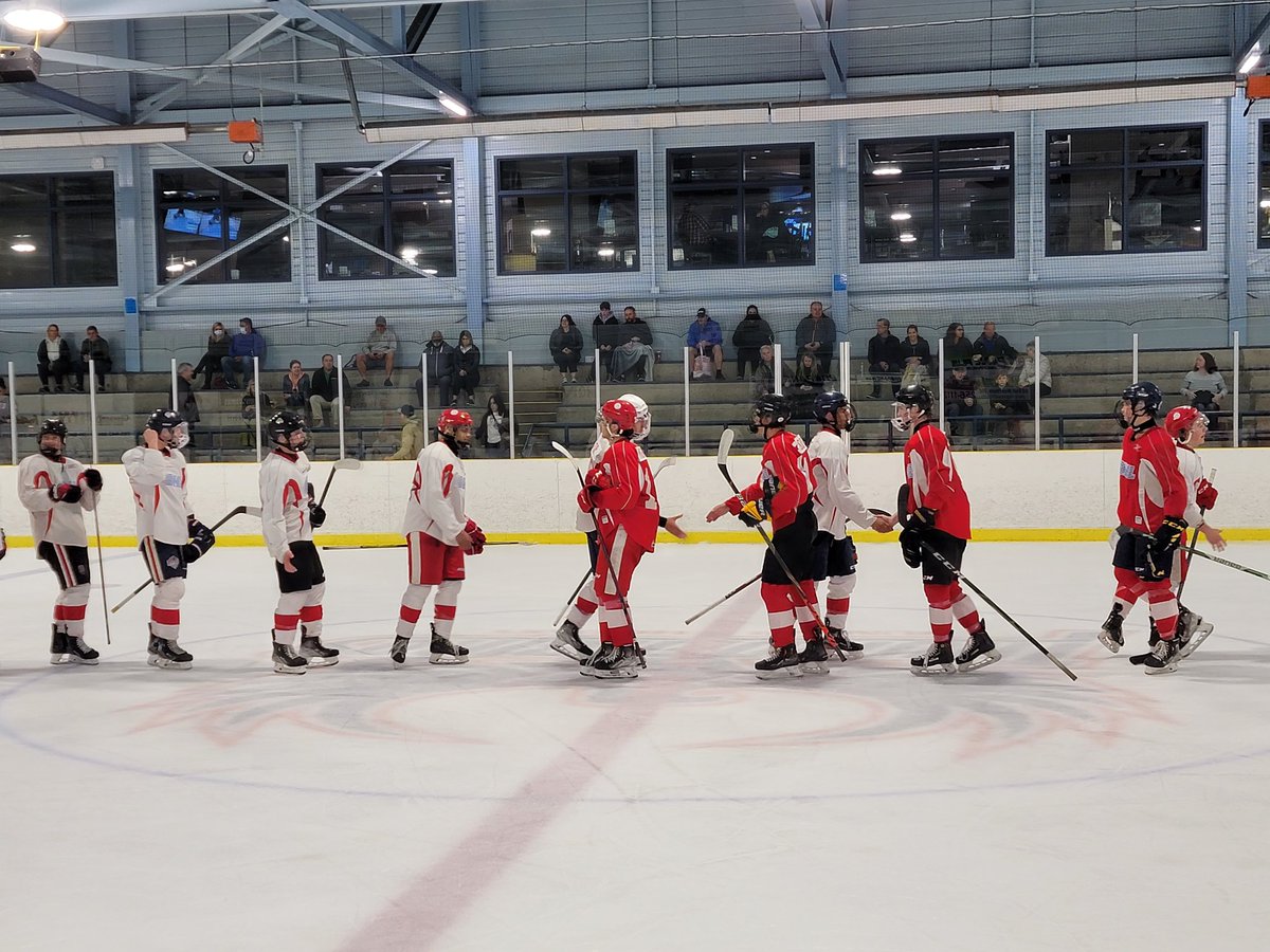 Post-game handshakes = conclusion of Development Camp 2️⃣0️⃣2️⃣2️⃣.
To all the players and parents who attended, it was our pleasure to showcase our organization and community over the past two days.
Thank-you for coming and have a great off-season.