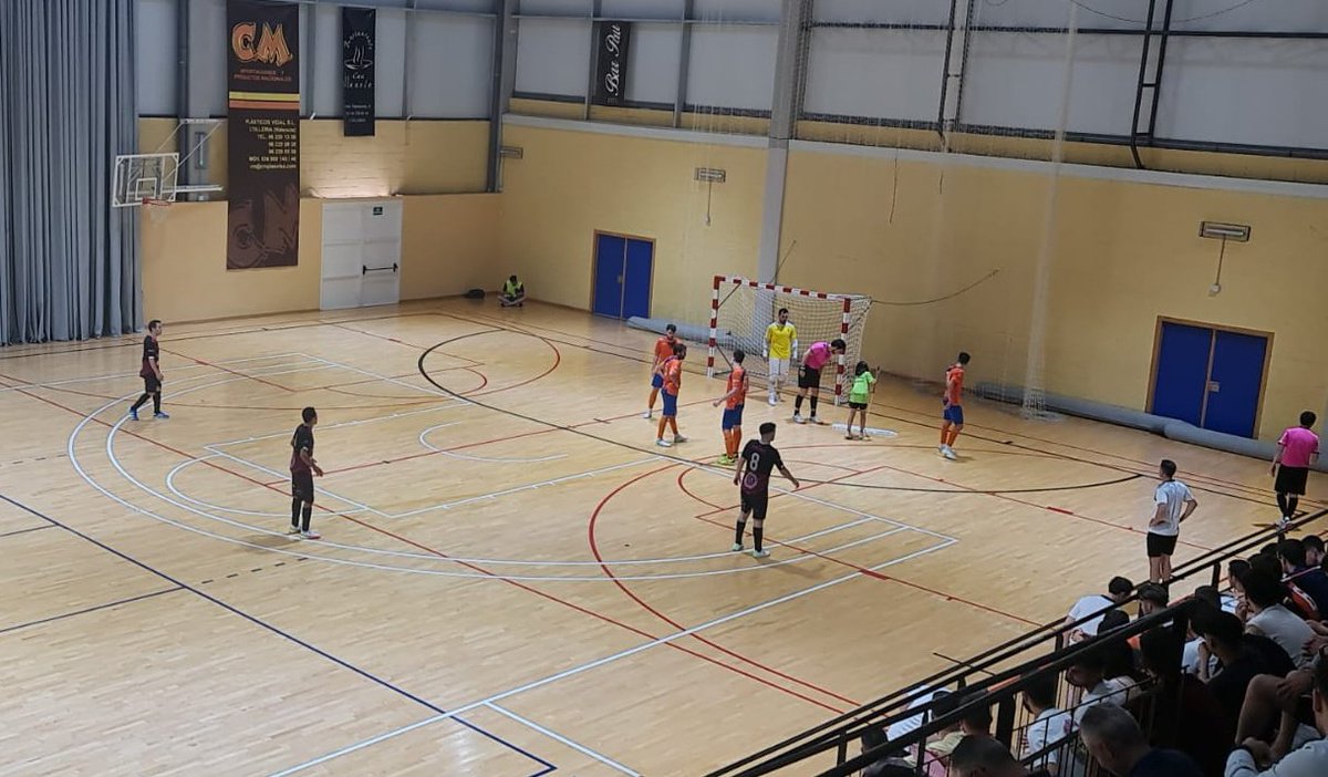 FÚTBOL SALA 📝 |

⚫🔴 <a href="/FSIrefrank/">FS IREFRANK ELCHE/CZDS ABRIL</a> 6️⃣🆚4️⃣ <a href="/MislataFS/">Mislata FS</a> 🔴🔵

⚽ 1-1 | Pitu
⚽ 2-1 | Juandi
⚽ 3-1 | Paco
⚽ 4-2 | Iborra
⚽ 5-4 | Juandi
⚽ 6-4 | Paco

🎙️ El equipo de <a href="/RubenLopezAmor1/">Rubén López Amorós (Saka)</a> asciende a Segunda B.

✍🏻 Los ilicitanos siempre reaccionaron.
✍🏻 Colofón a una gran temporada.