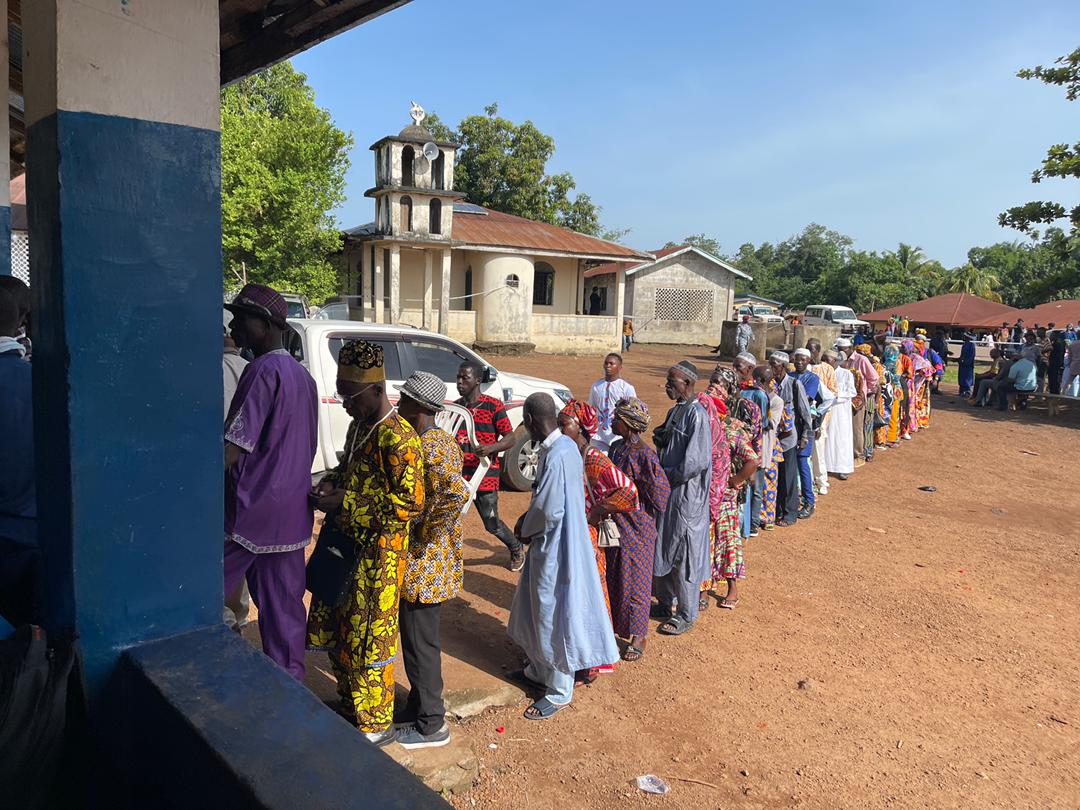 ECsalone's tweet photo. Provincial Secretary North Simeon Fatorma has declared Thomas R kanu the winner of the Kalagba Ngowahun Chiefdom PC #elections held today after a runoff with fellow contestant Joseph kanu. @ECsalone #Peaceful #Election #Bombali #SierraLeone https://t.co/dJRhluLZQY