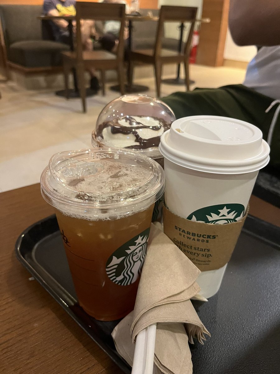 itsmereynabs's tweet photo. #WhenInTagaytay Salamuch poo sa pakape and pasutsot senator @lenardkim_ &amp; prof. @zaitag25 ❤️ 

🎵salamat sa inyong dampi ng pagmamahal PCSO🎵 hahaha ems sa uulitin 😍🥰 https://t.co/5cDGMTAKSU